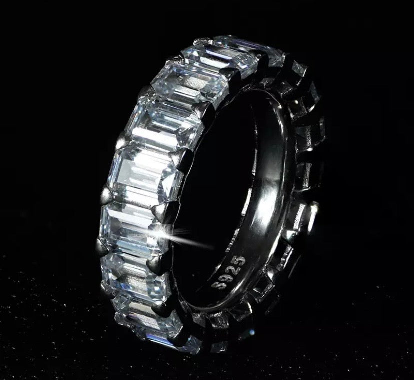 Lux Emerald Band
