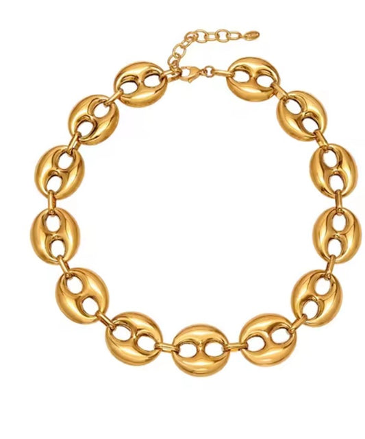 Sola Necklace